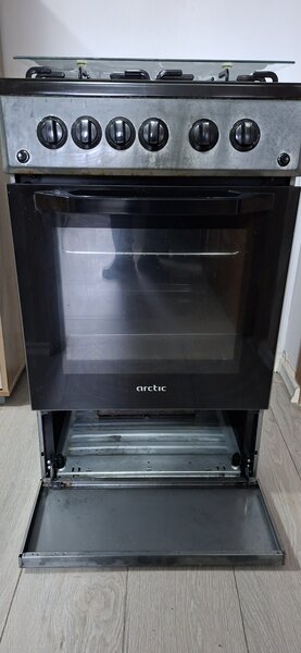 Aragaz cu aprindere electrica